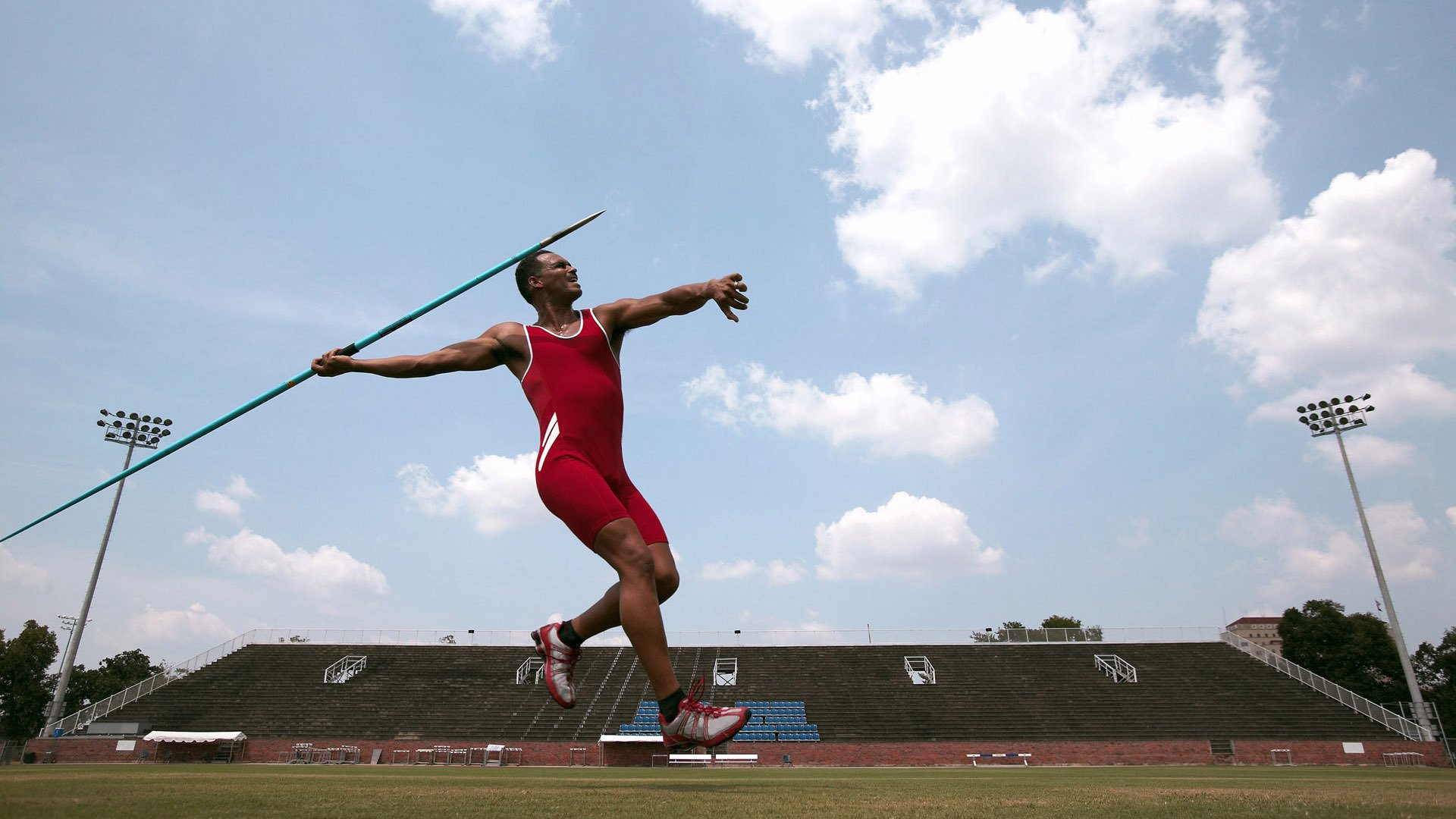 开云APP-F1年度争冠焦点战，独行侠强势晋级深圳队